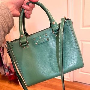 Kate spade leather green cross body great condition